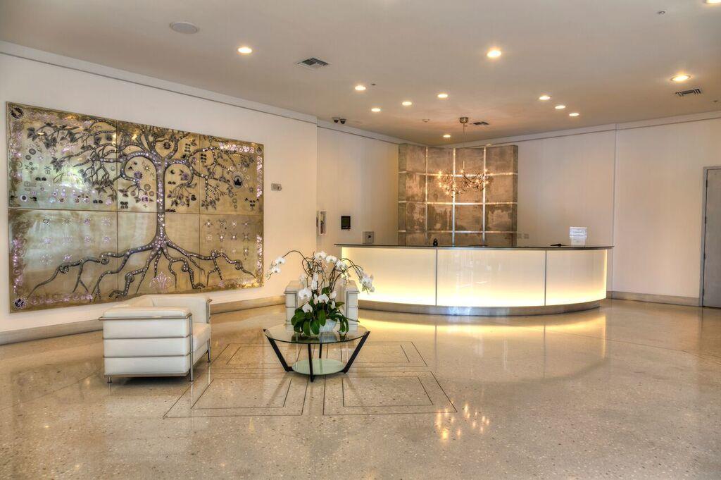 Real Living Hotel Residence Miami Exterior photo